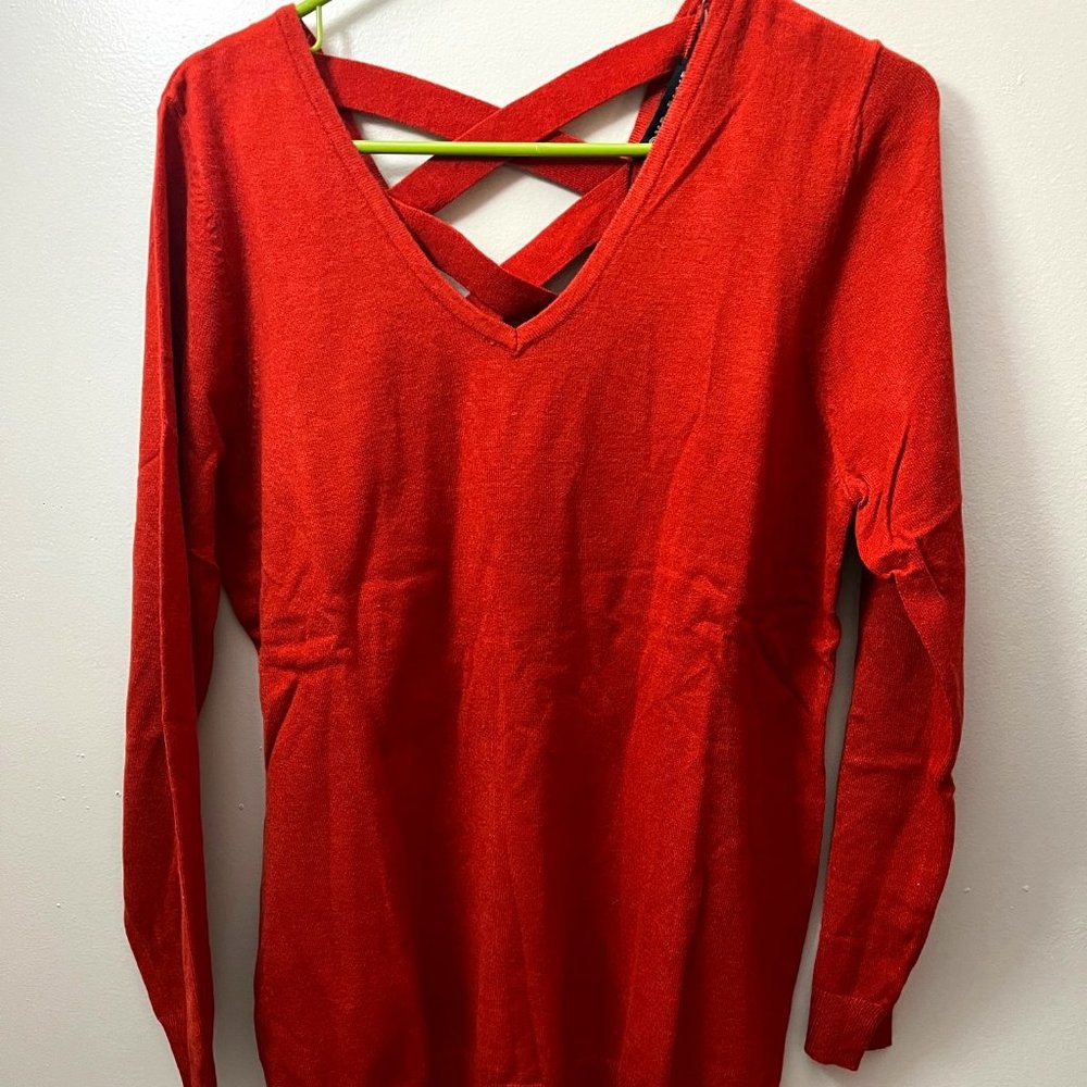 Lightweight orange sweater with back detail, large